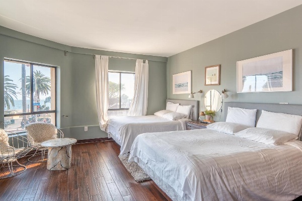 Ocean Luxury Lofts and Suites image 15