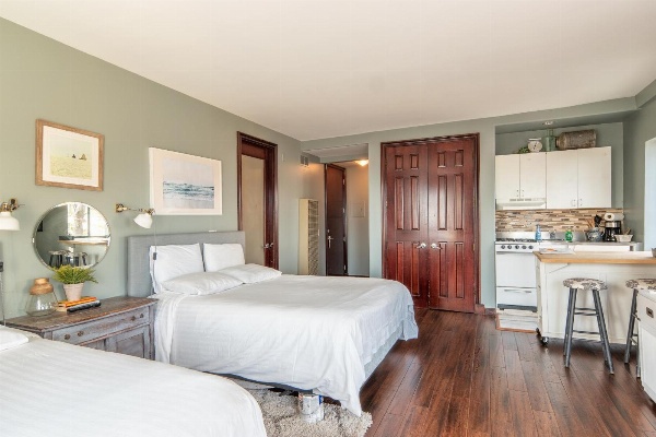 Ocean Luxury Lofts and Suites image 16