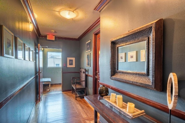 Ocean Luxury Lofts and Suites image 36