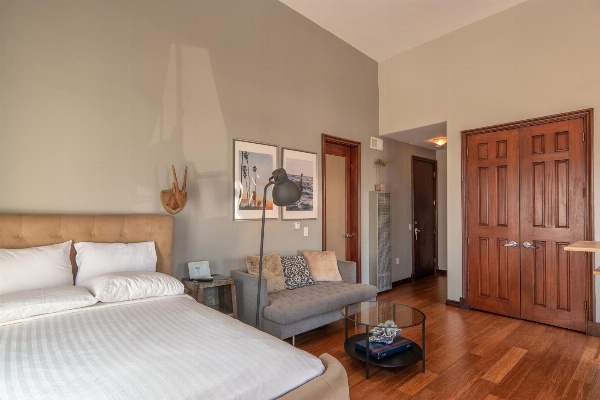 Ocean Luxury Lofts and Suites image 7